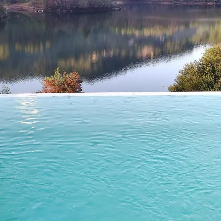 4 Bedrooms With View Private Pool And Enclosed Garden At * Pandoses